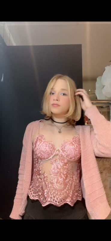 Mia 5