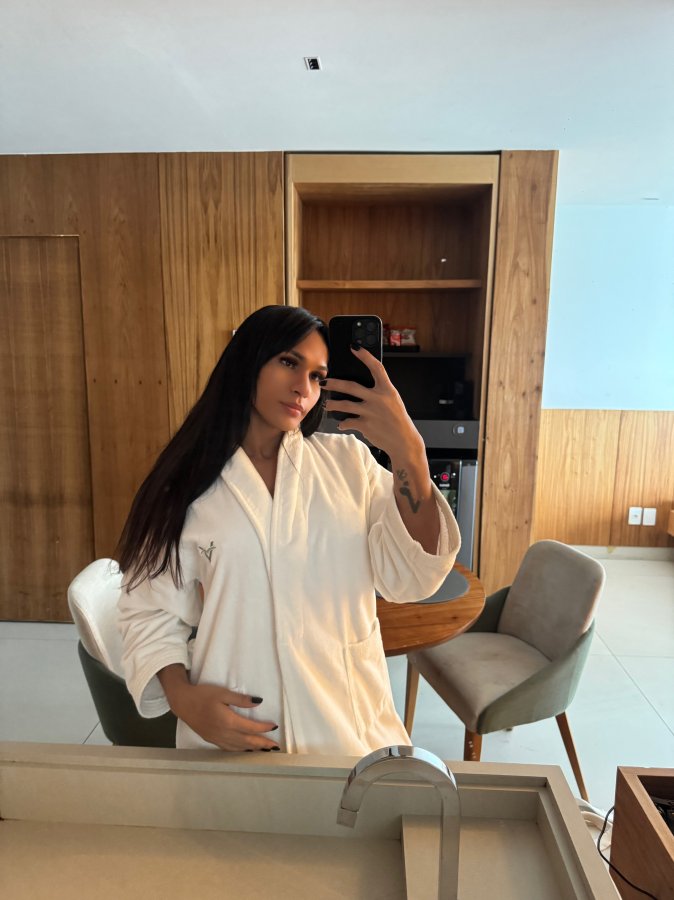 Sophia Oliver 000000147271_151244F2-3CF3-4418-8B17-31A93E5F6E86.jpg
