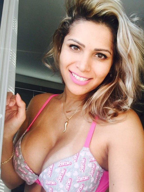 Agatha Victória 29