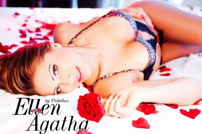Agatha Victória 25