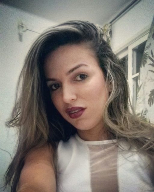 Sthephanie Farias 35