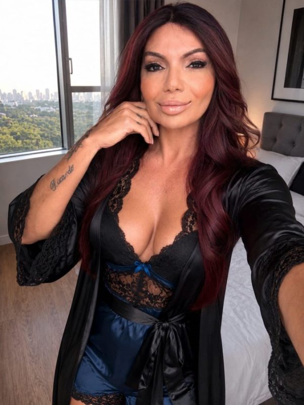 Paula Lopes 41