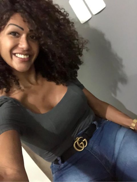 Barbie Preta 85