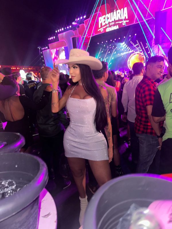 Raylla Muniz 40