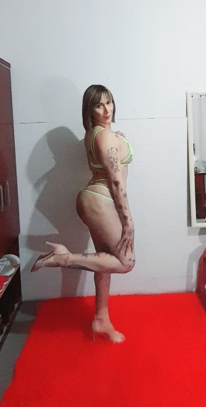 Nayane Hikita 9