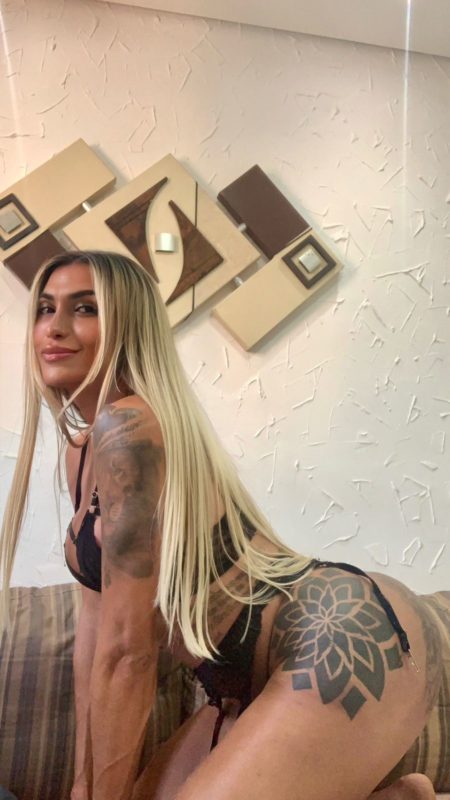 Julia Morena 63