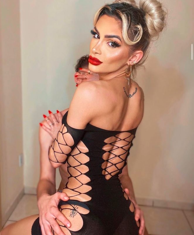 Antonella Raphaelle 34