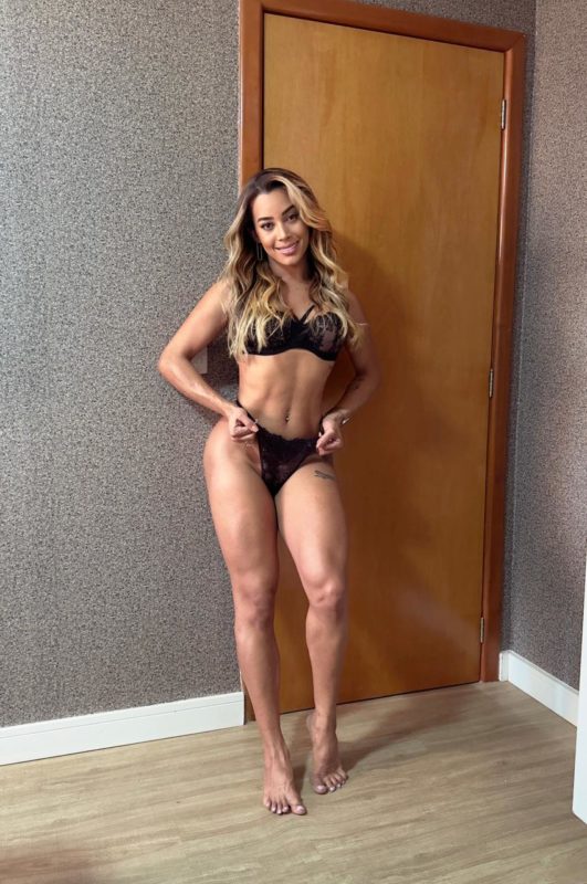 Iris Araújo 4