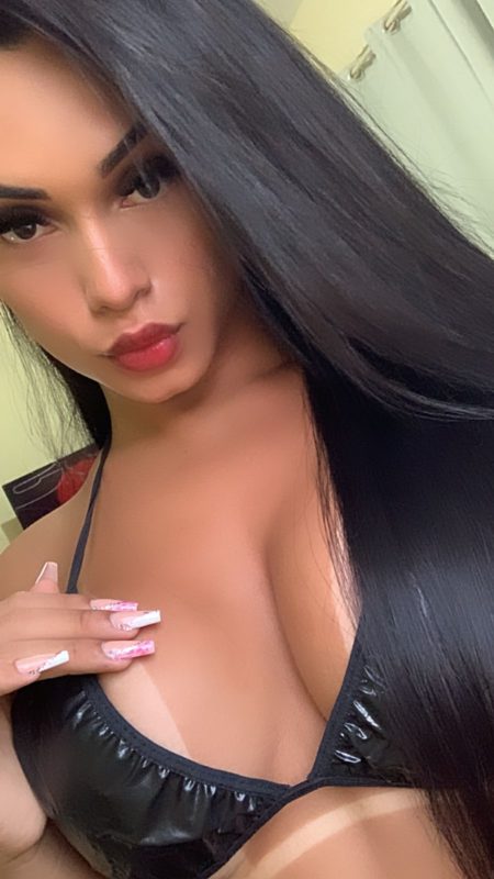 Bianca Sousa 32