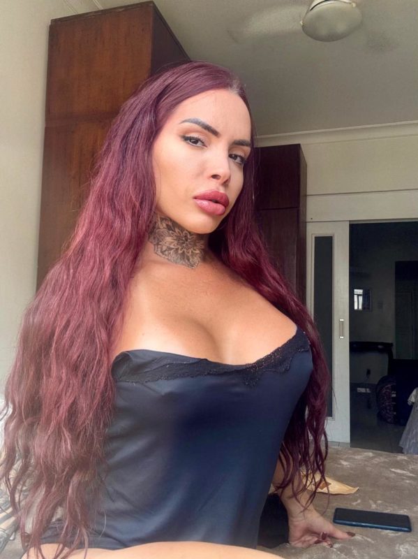 Arielle Carioca 21
