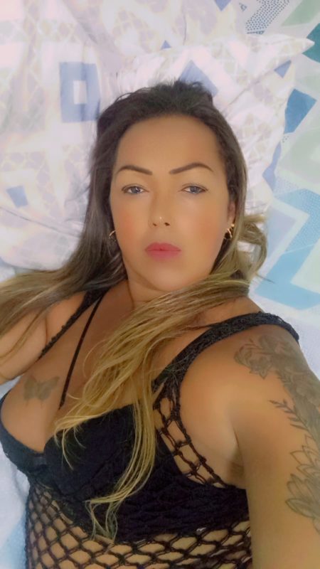 Aline Martinelly 79