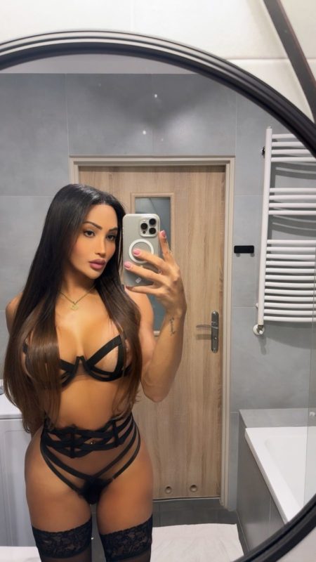 Luana Andrade 27