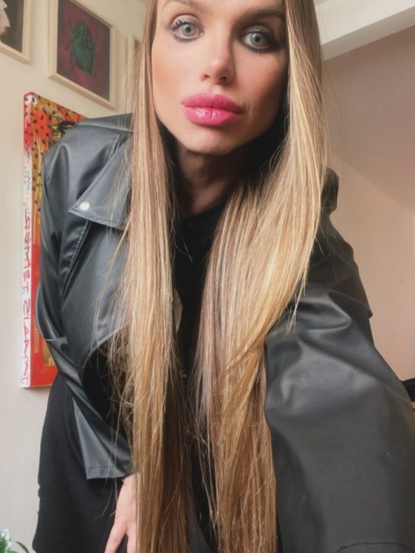 Amanda Surfistinha 9
