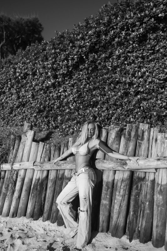 Leandra Ghouvea 8
