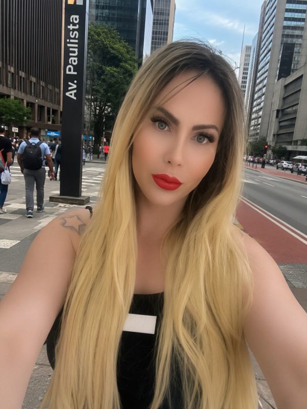 Renata Mello Rios 86