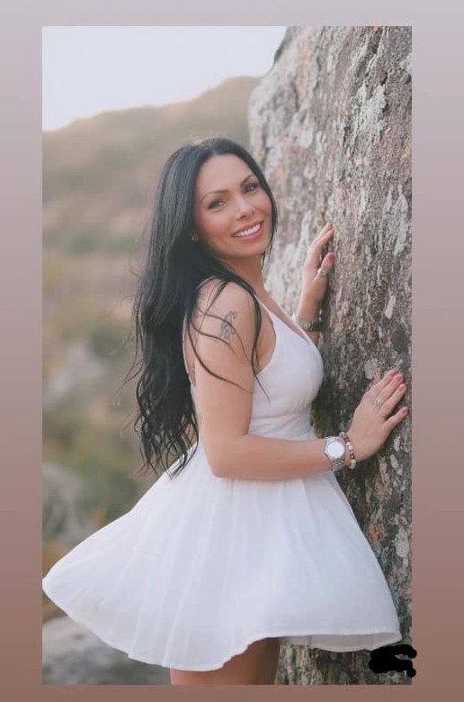 Laryssa Go 1