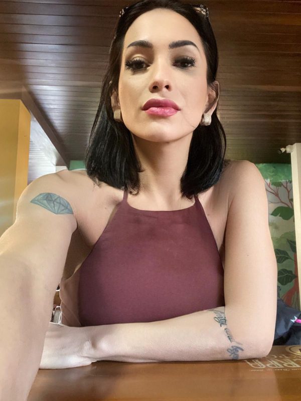 Bella Pacheco 8