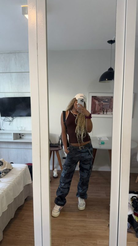 Laura Ferreira 54