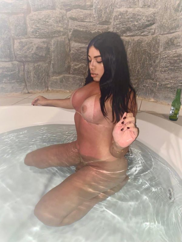 Sophie Costa 12