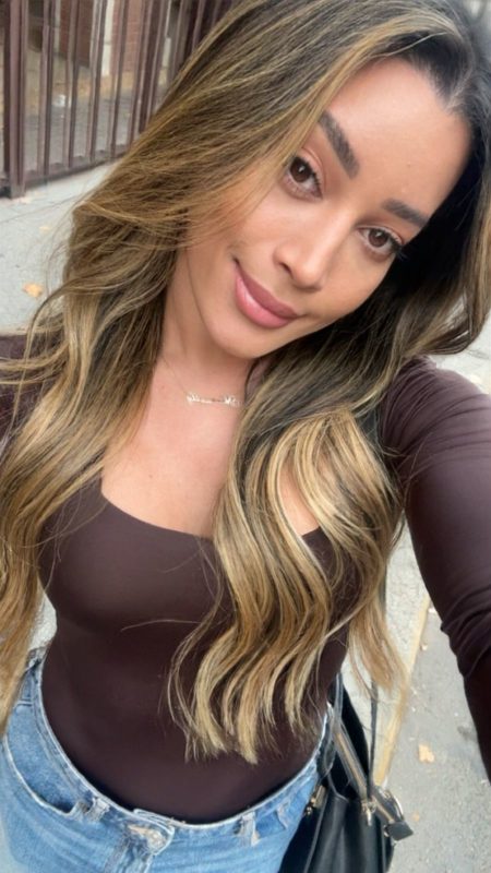 Iris Araújo 19