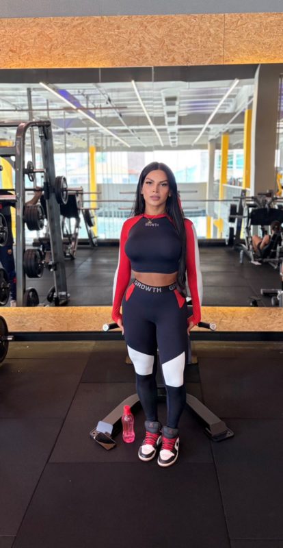 Monyque Soares 63