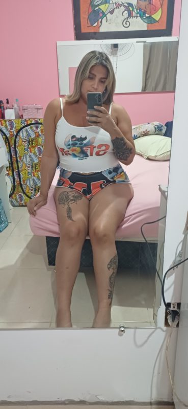 Allexya Alves 6
