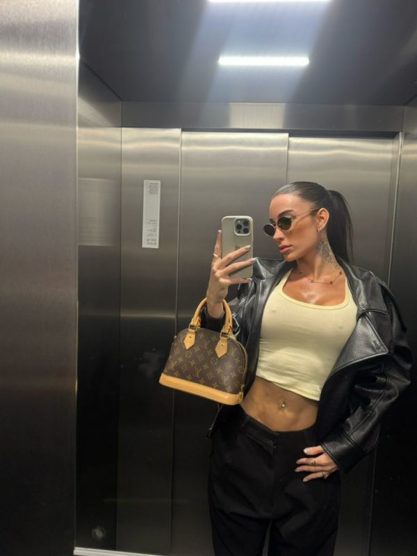 Bianca Top 27