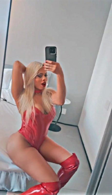 Giovanna Castro 12