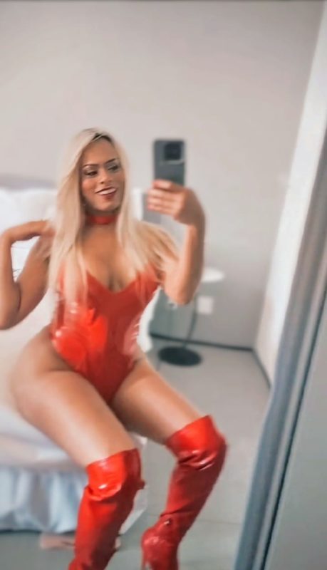 Giovanna Castro 16