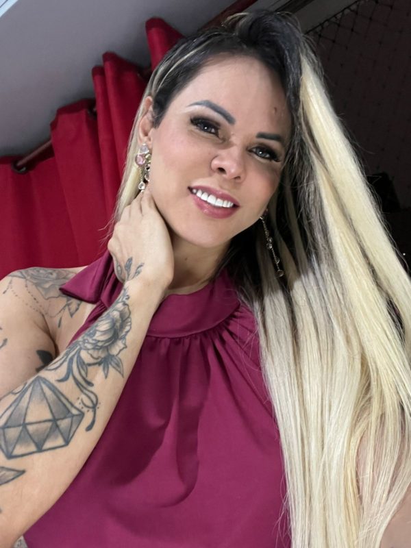 Kely Couto 9