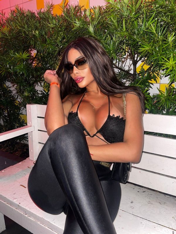 Bianca Petrovicky 4
