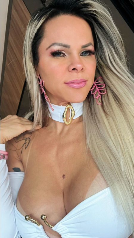 Kely Couto 10