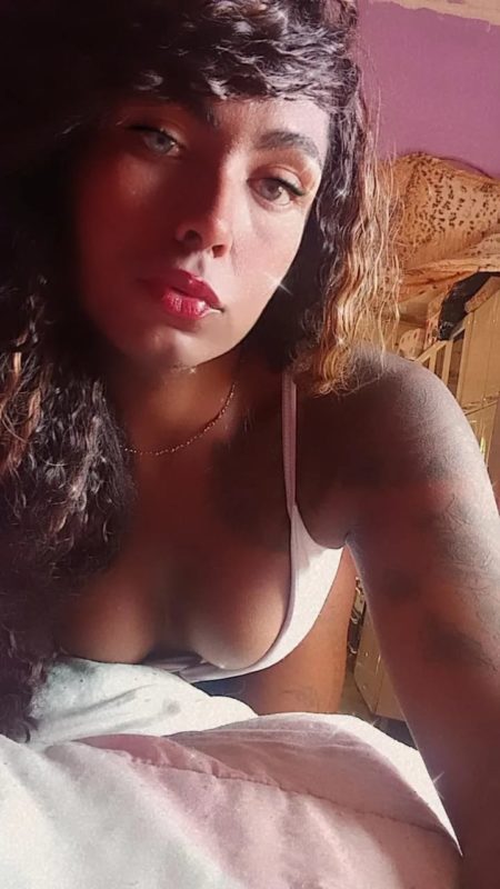 Esmeralda Dias 30