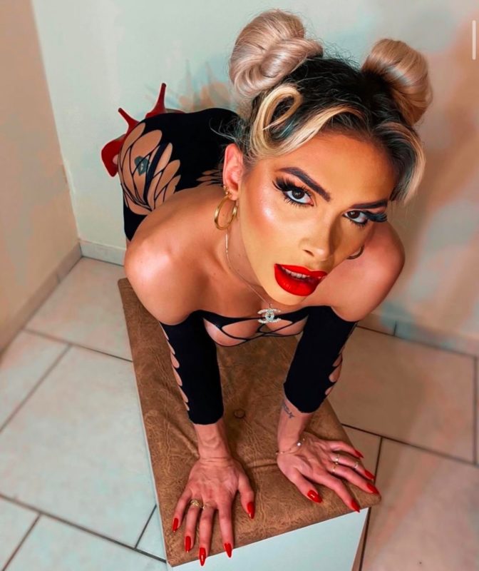 Antonella Raphaelle 33
