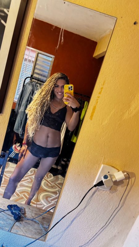 Laura Ferreira 20