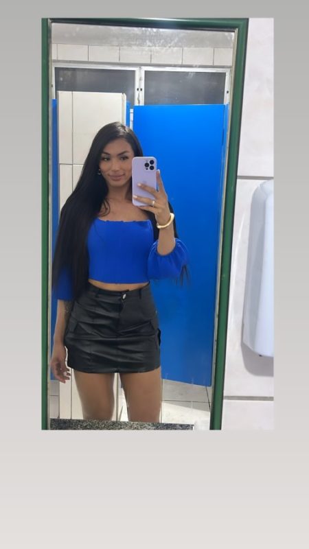 Julia Barcellos 14