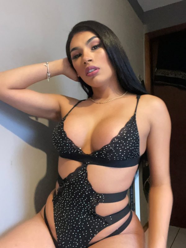 Suellen Oliveira 133