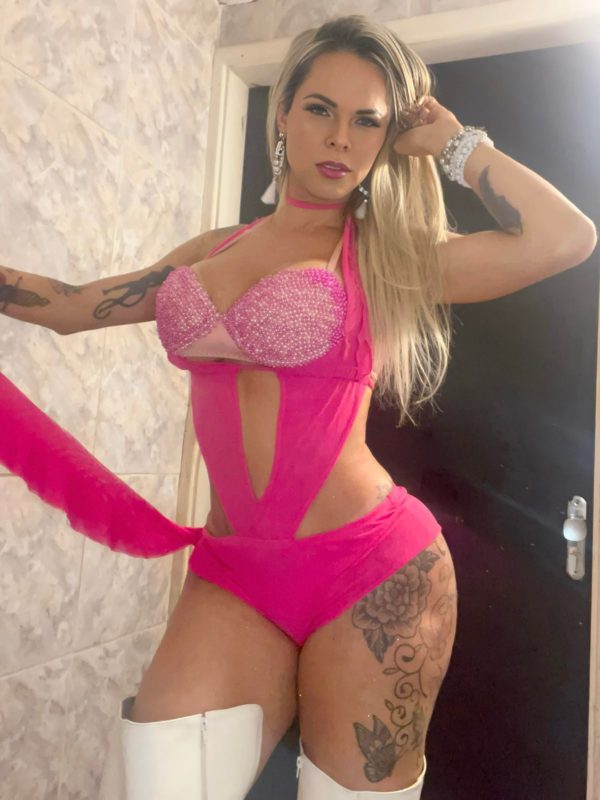 Kely Couto 4