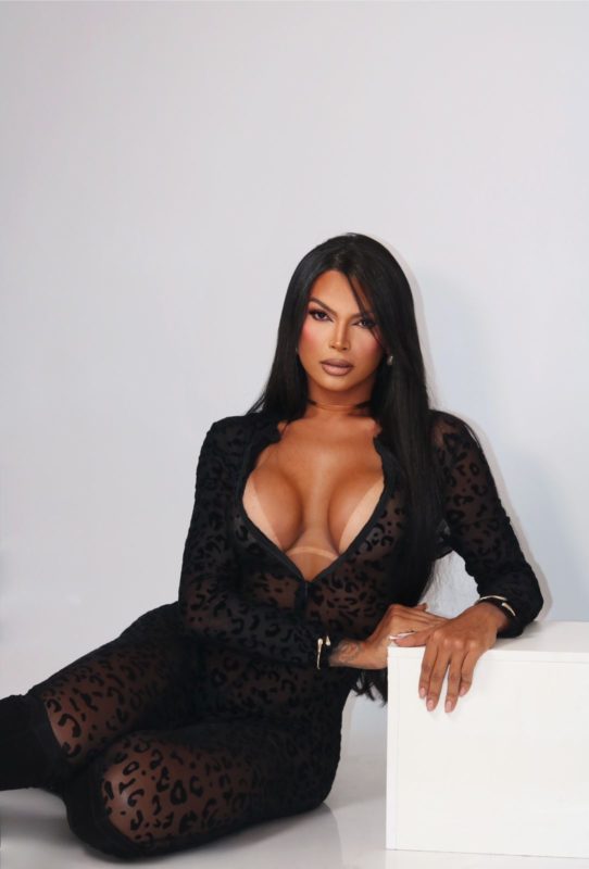 Monyque Soares 26