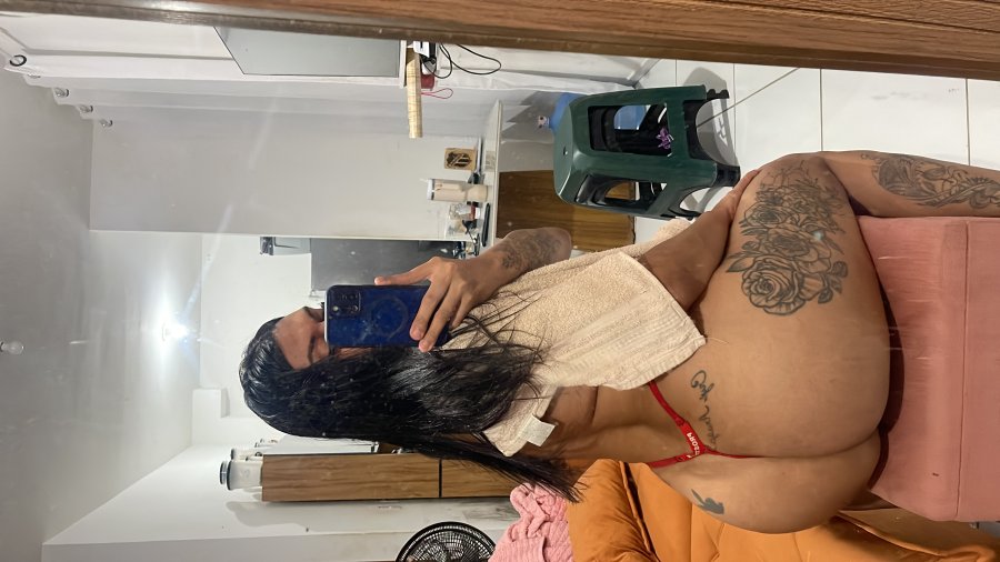 Cryss Santos 19