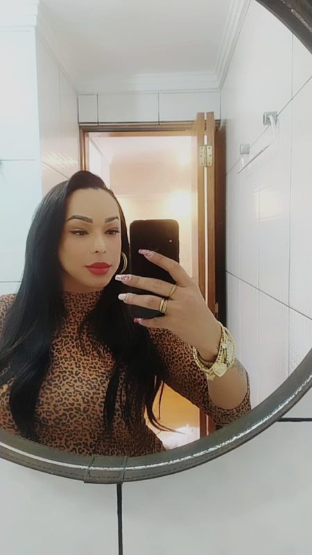 Carla Leite 49