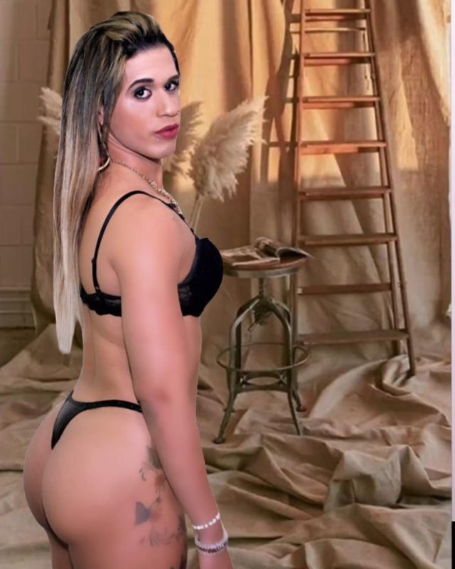 Leandra Pires 39