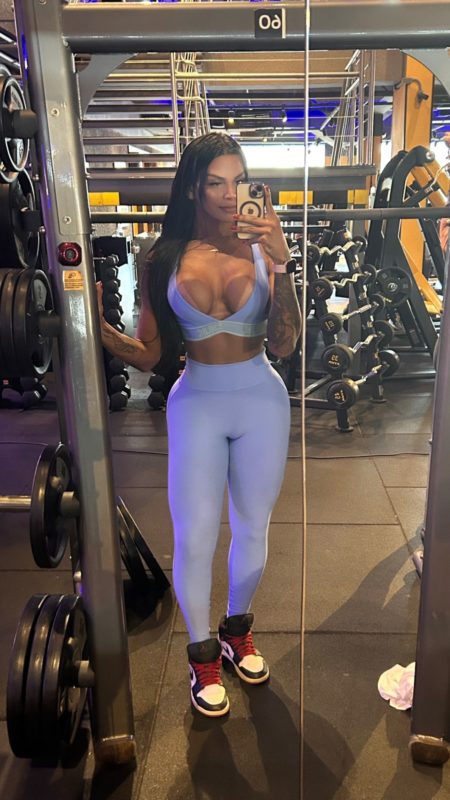Monyque Soares 52