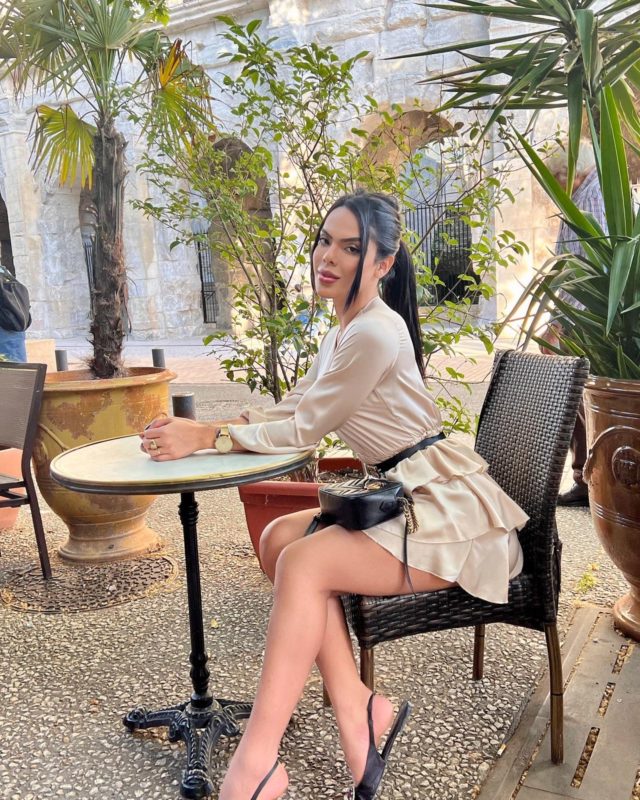 Emilly Valentina 72