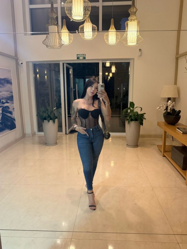 Raylla Muniz 30
