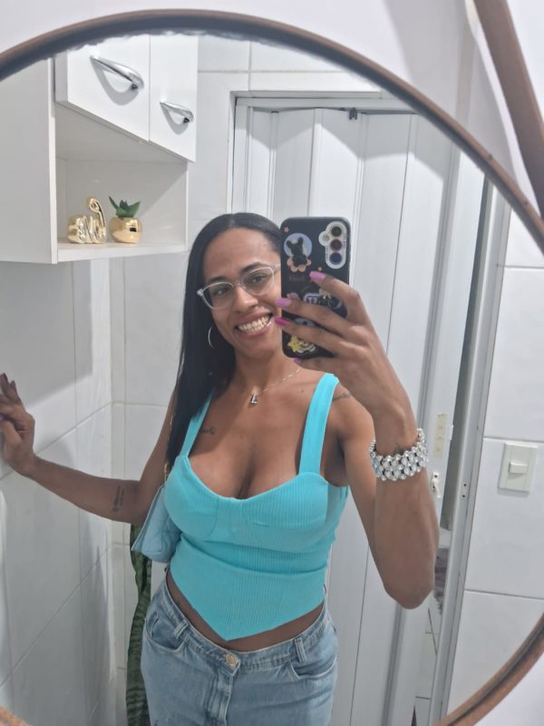 Mariana Rios 70