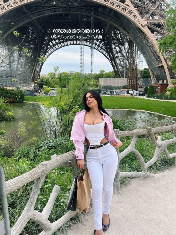 Emilly Valentina 75