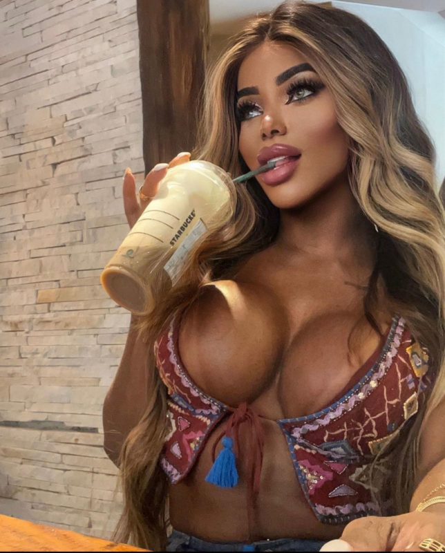 Mikaella Moura 49