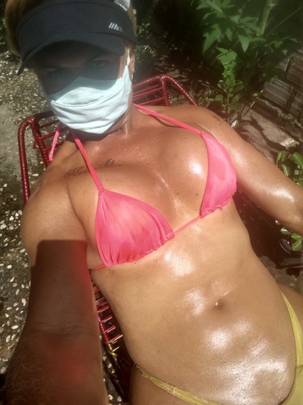 Rebeca Alves 75