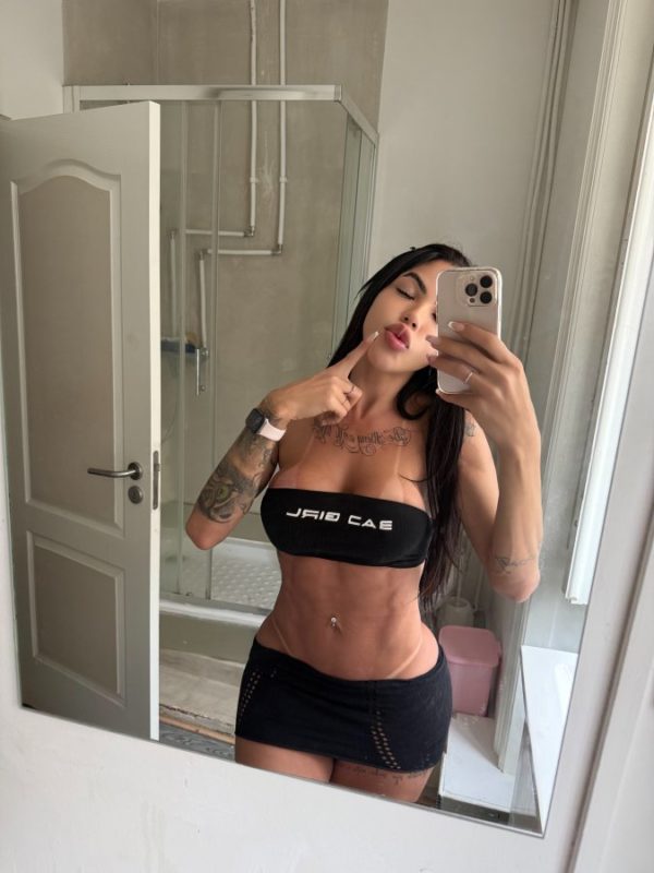 Raylla Muniz 4